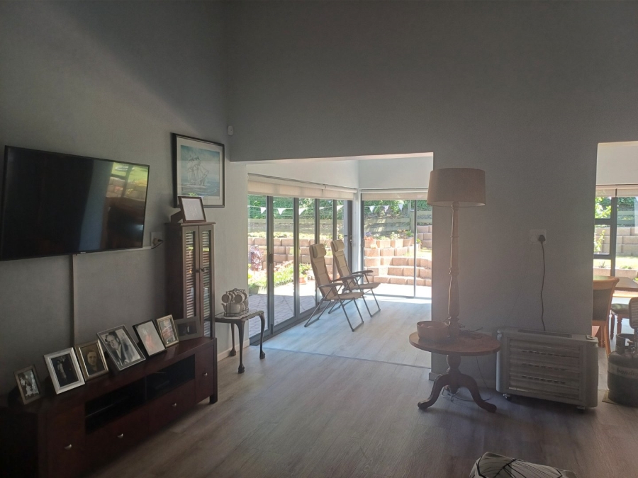 3 Bedroom Property for Sale in Stilbaai Wes Western Cape